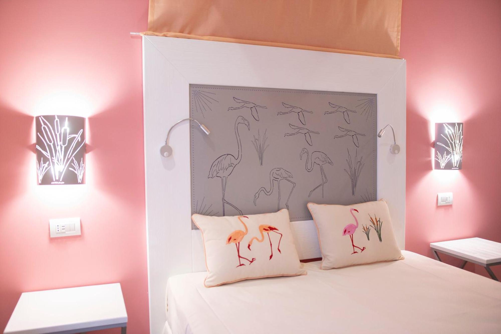 Berry Rooms Cagliari Bagian luar foto