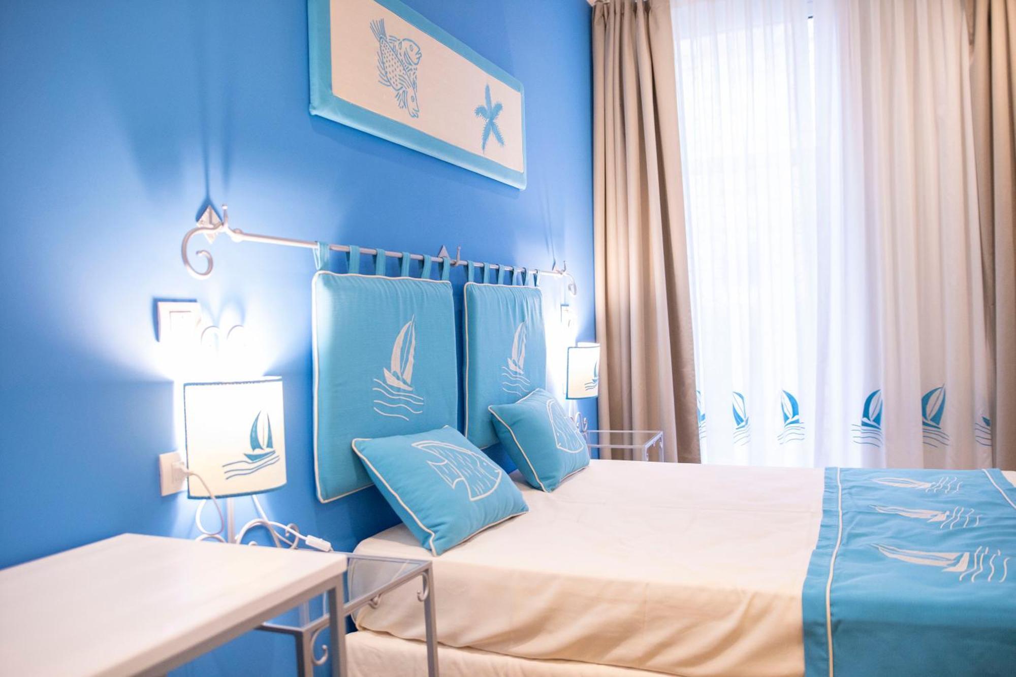 Berry Rooms Cagliari Bagian luar foto